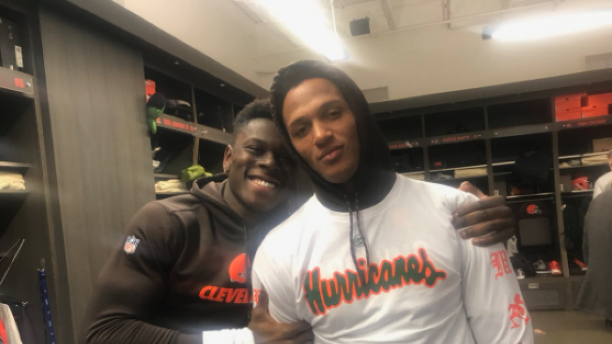 Photo: DeShone Kizer Wears Miami Shirt After Losing Bet To Browns' Teammate  David Njoku - The Spun: What's Trending In The Sports World Today