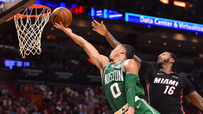 Jayson Tatum layup