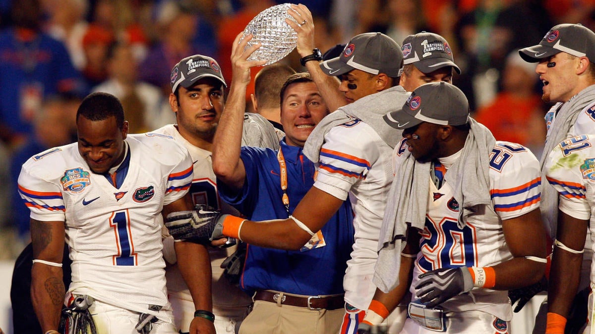 CBS: Florida Gators' Dan Mullen the No. 8 Head Coach in Power Five - Sports  Illustrated Florida Gators News, Analysis and More