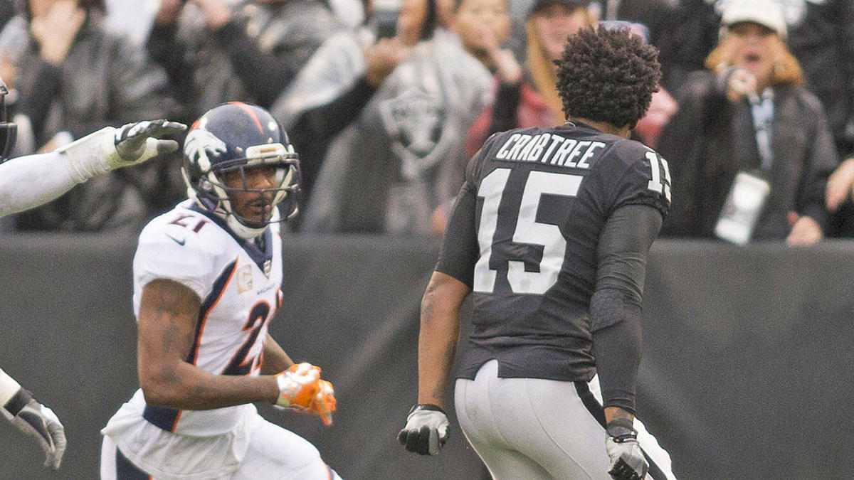 Fight Breaks Out in Raiders-Broncos Game Between Crabtree and Talib