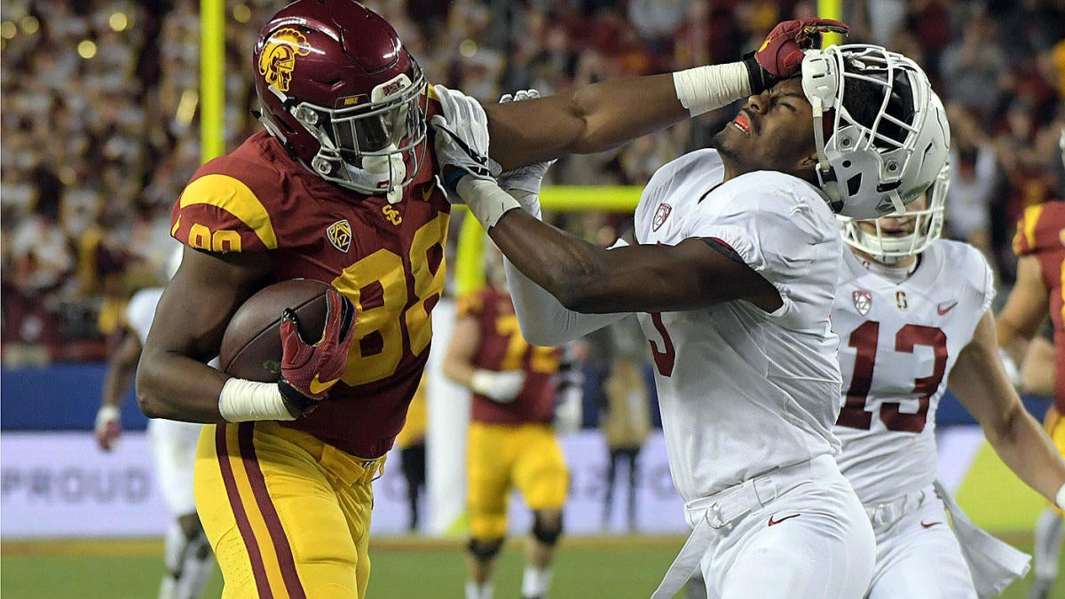 USC holds off Stanford in Pac-12 championship game