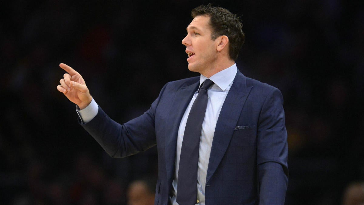 Lakers' Luke Walton on LaVar Ball criticism: Parents won't make our ...