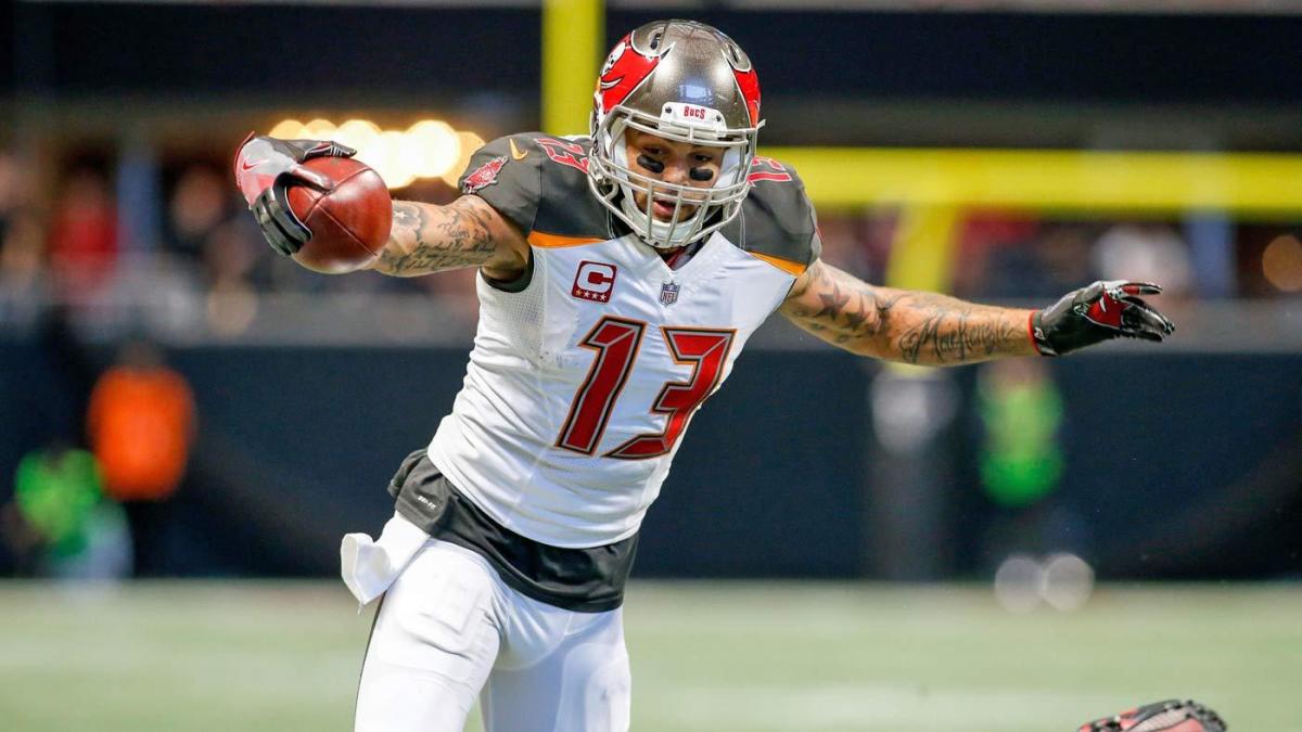 mike evans stats by year