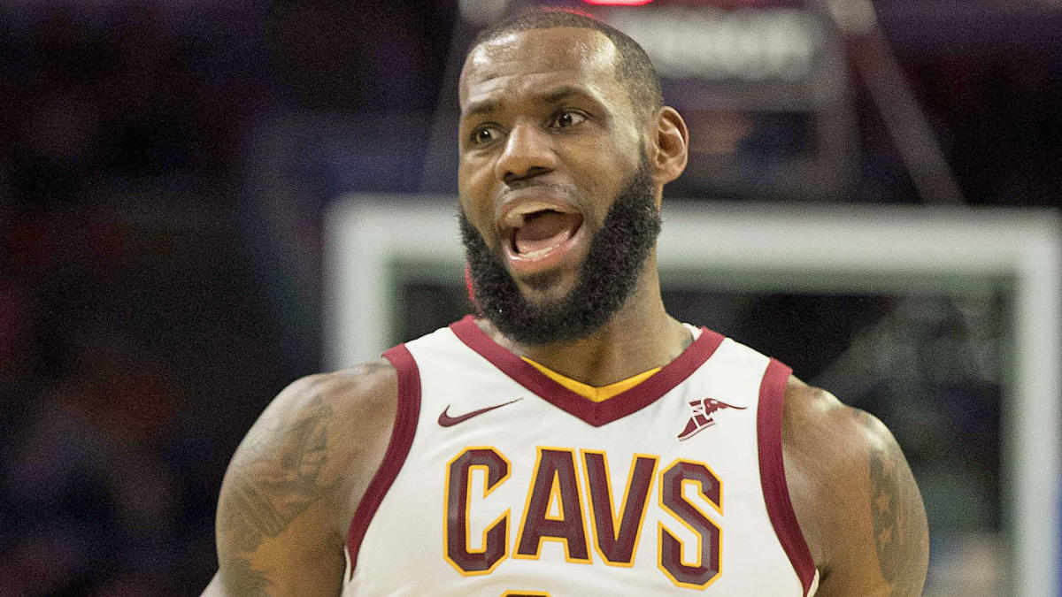 LeBron James faces jeers for bizarre photo edit as Lakers lose to Kings