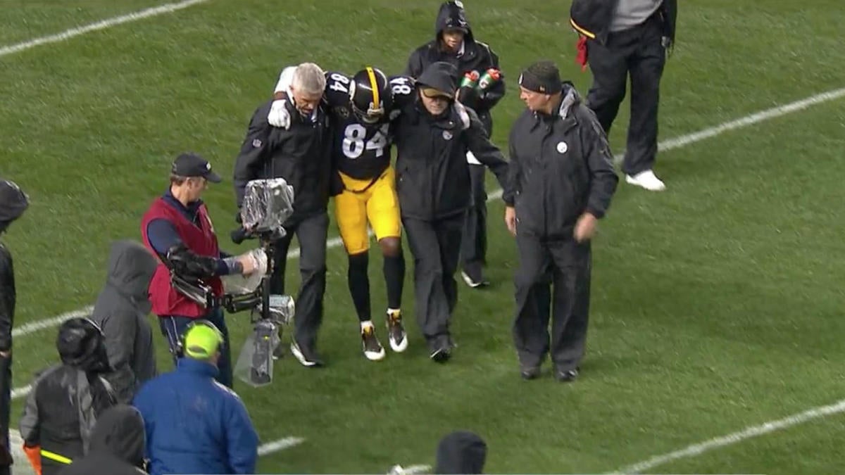 Antonio Brown carried off amid MVP chants after calf injury, won't return vs. Patriots - CBS Sports