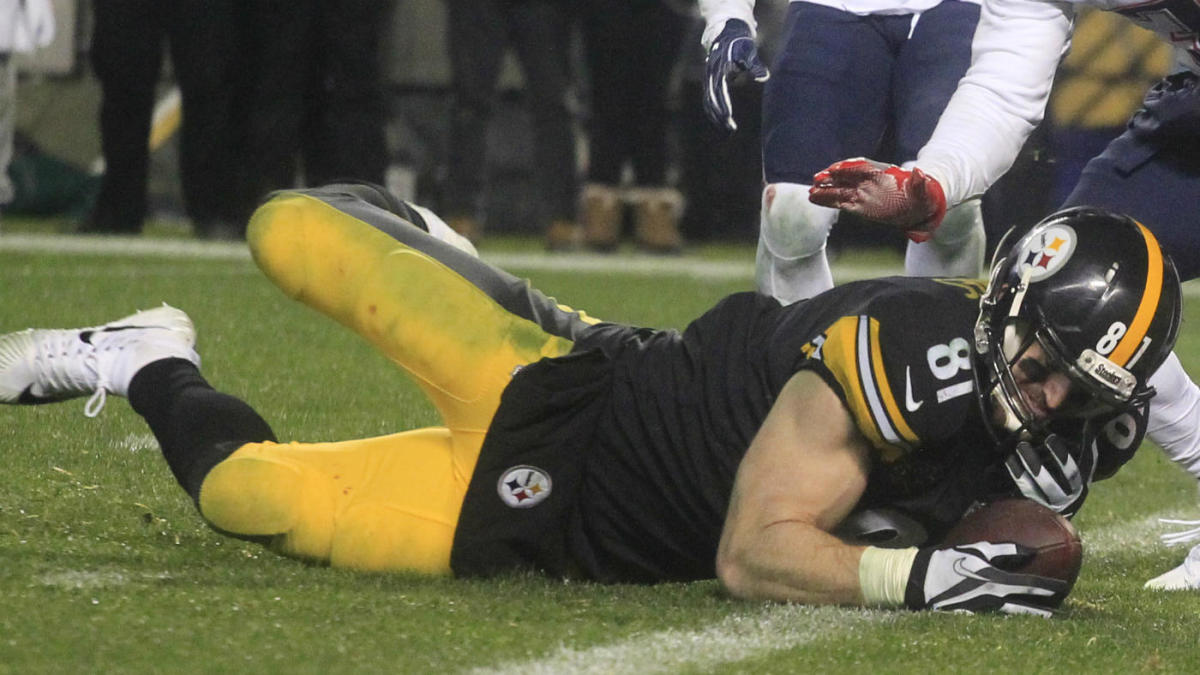 Late Money Hammering Patriots-Steelers Spread, Over/Under