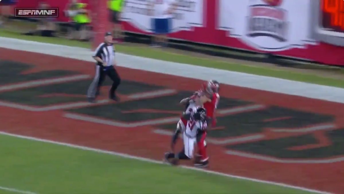 WATCH: Mike Evans punks two Falcons with a leaping touchdown grab ...