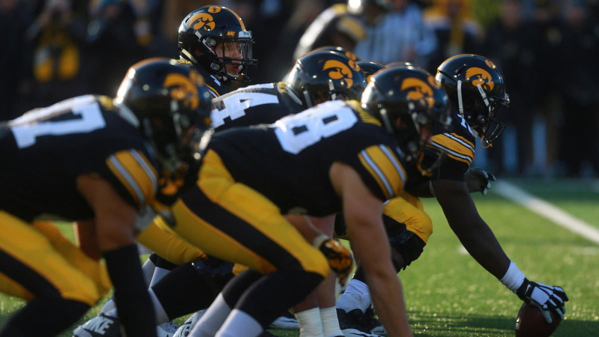 Iowa Football: Hawkeyes jump into CBS Sports 133 Rankings' top 25