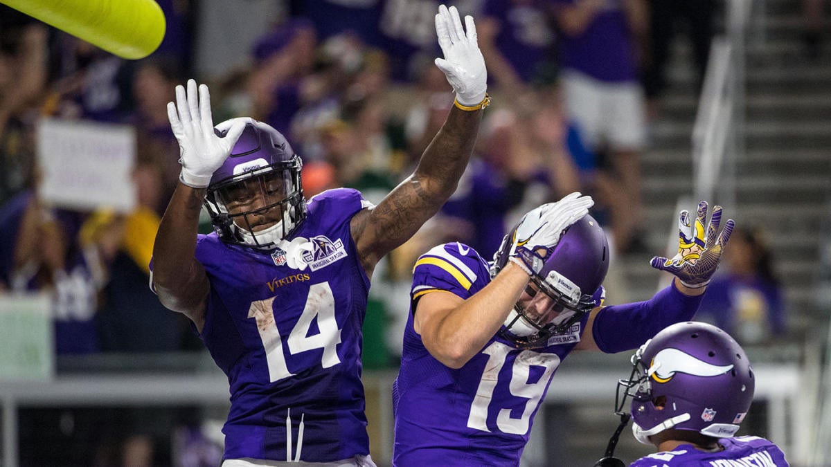 Vikings' Adam Thielen 'having fun' learning new offense, new quarterback