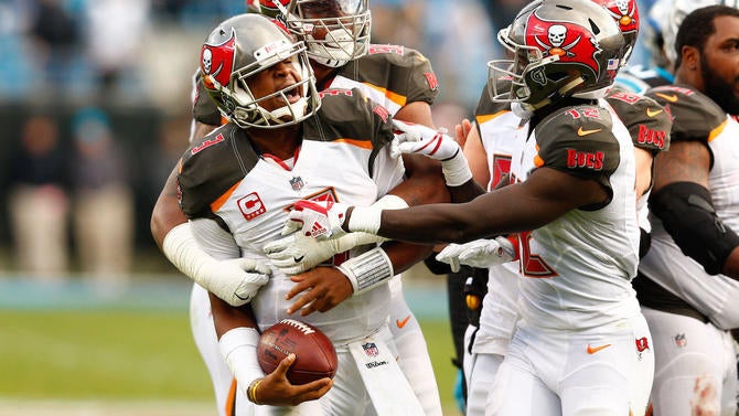 NFL: Tampa Bay Buccaneers at Carolina Panthers