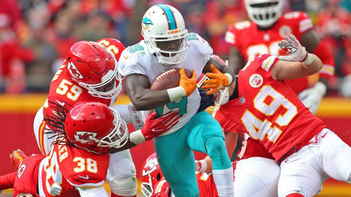 Miami Dolphins trade WR Jakeem Grant to Chicago Bears 