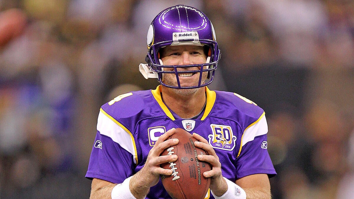 https://sportshub.cbsistatic.com/i/r/2017/12/29/23b9fd6a-f6f8-4b71-acd8-89efa98ad829/thumbnail/1200x675/aad8d5c688bc95718f7ea5aacb7d37d3/brett-favre-vikings.jpg
