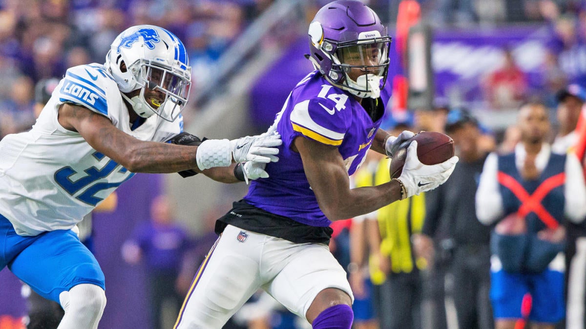 Vikings WR Stefon Diggs signs lucrative extension, gets emotional  remembering late father