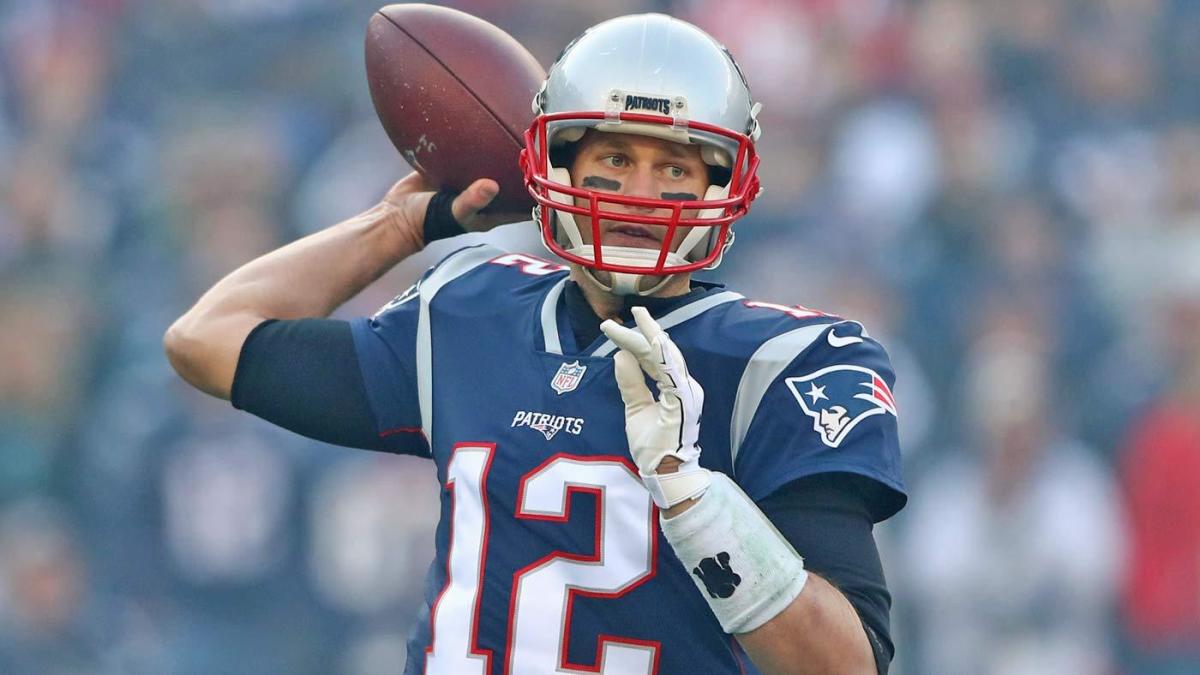 Even Tom Brady's Brother-In-Law Is Staying Mum On Hand Injury 