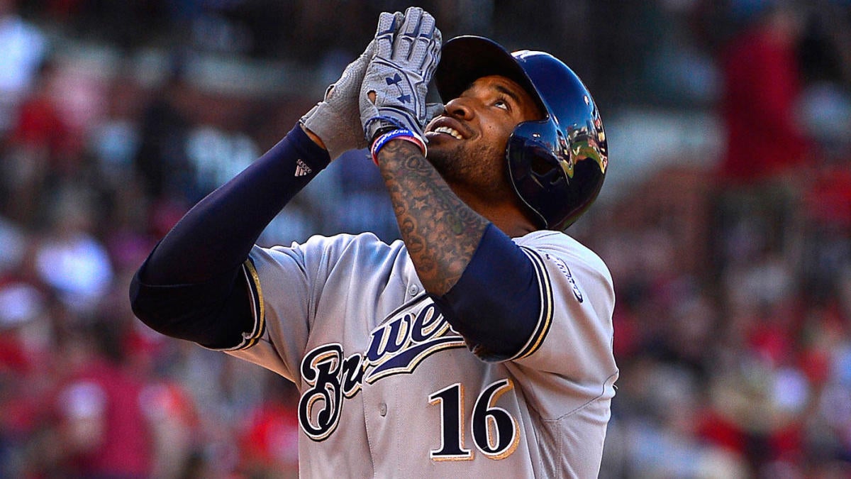 Brewers' Eric Thames looking for middle ground after crazy first half