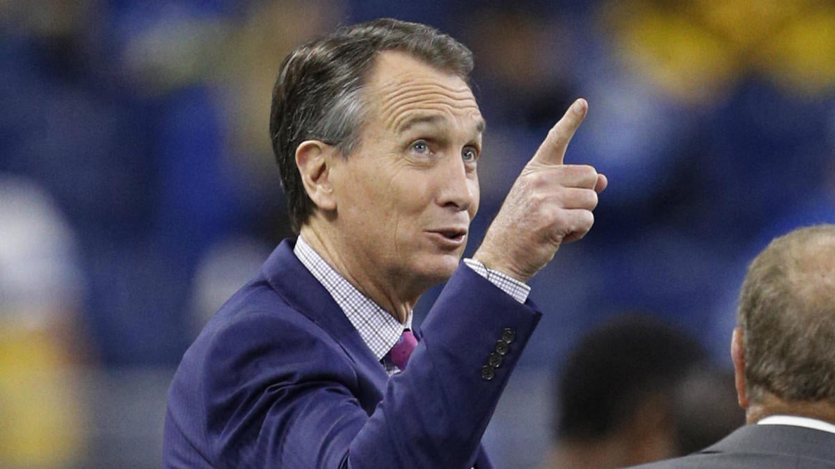 Cris Collinsworth leaves NFL fans lost for words with his baffling