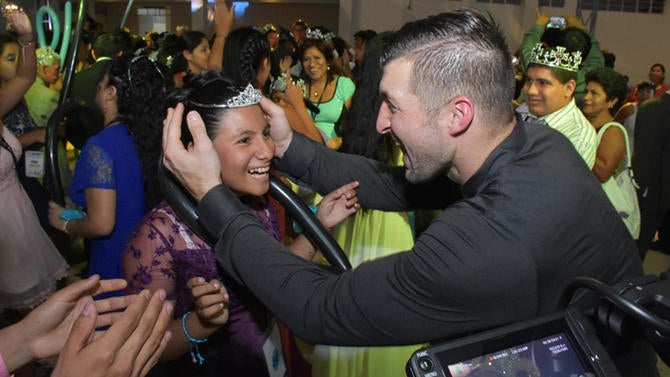tebow1.jpg