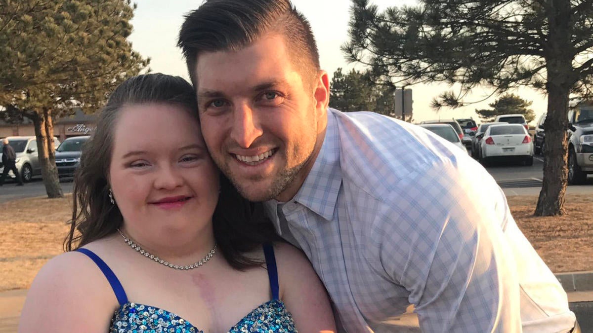 Tim Tebow Makes Prom Dreams Come True for Special Needs Kids