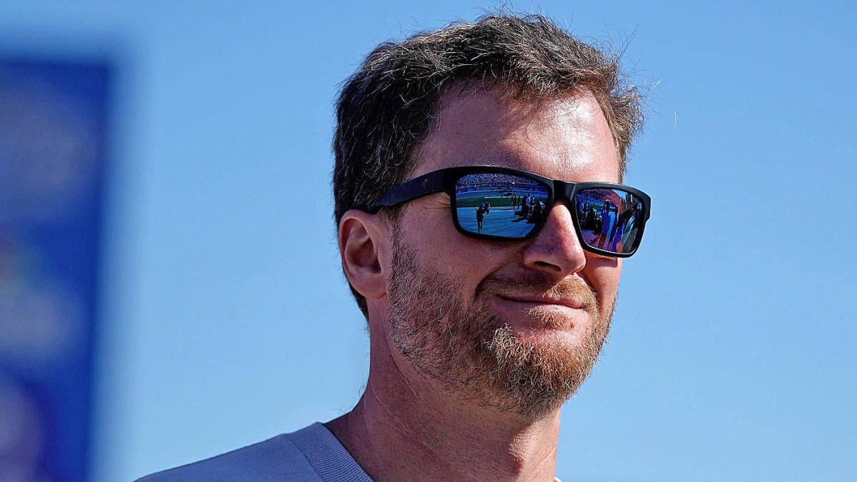 Dale Earnhardt Jr. to return to NASCAR for one race at Homestead-Miami Speedway in Hellmann's yellow car