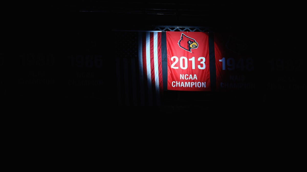 NCAA says Louisville must give up 2013 basketball title in wake of