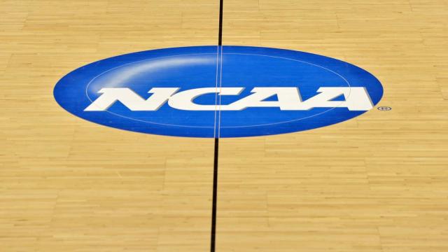 Ncaa Council Approves Start Of Summer College Basketball Activities Defers On Recruiting Calendar Cbssports Com