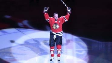 NHL: Vancouver Canucks at Chicago Blackhawks