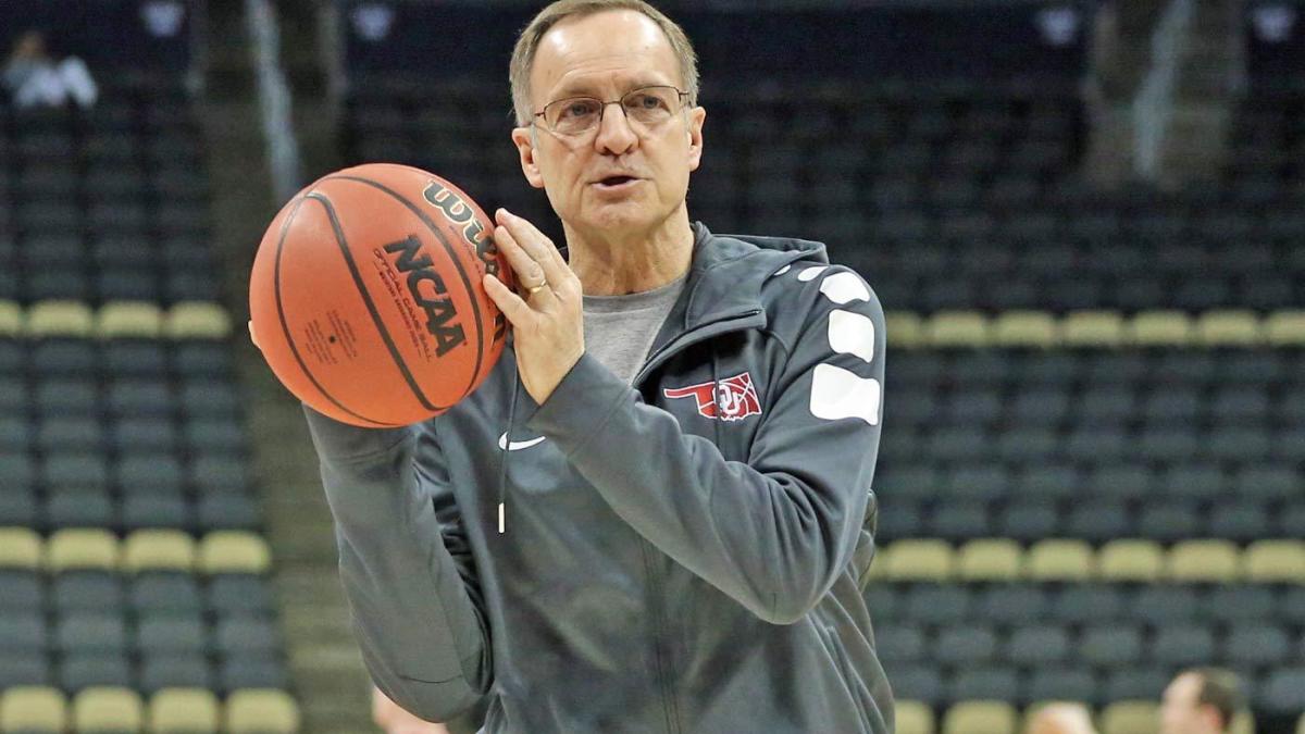 Lon Kruger: A Comprehensive Look at the Life and Career of the Esteemed Basketball Coach