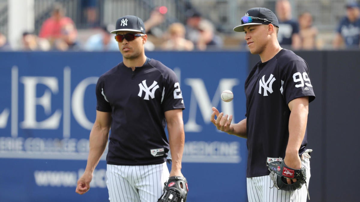 30 New York Yankees Introduce Carlos Beltran Stock Photos, High