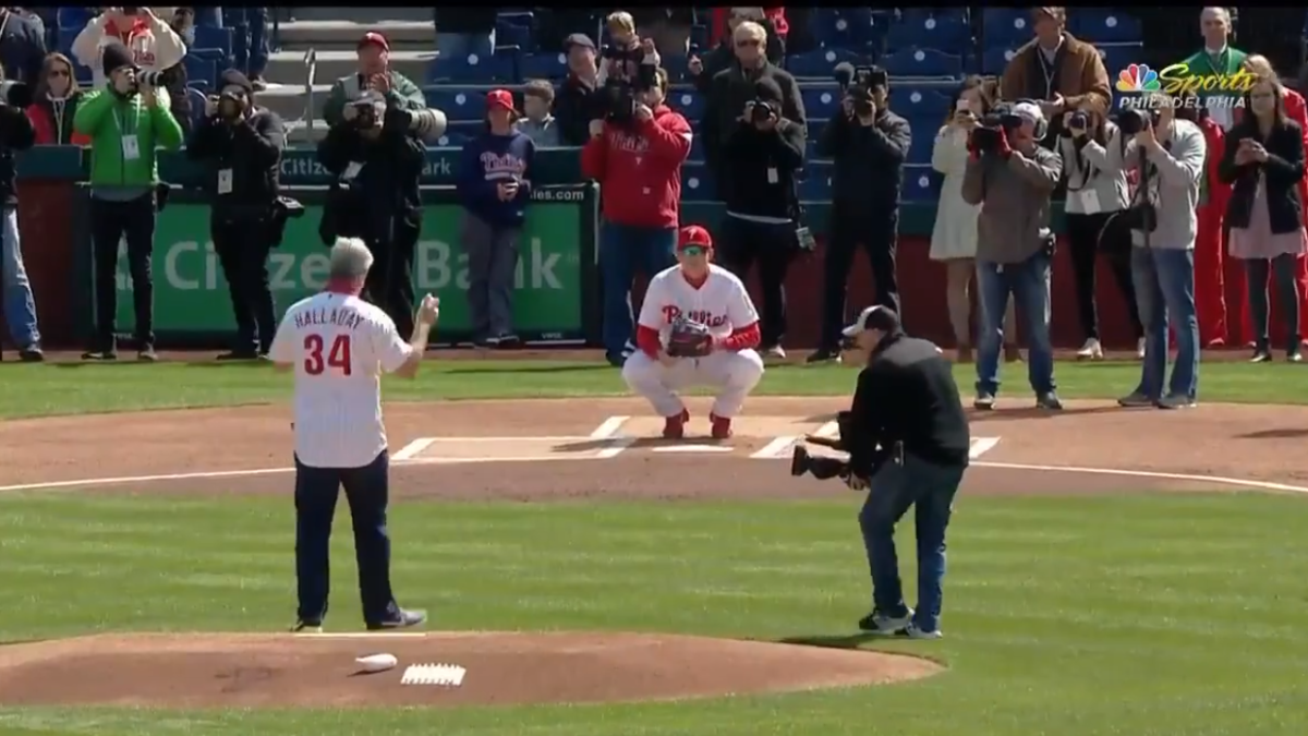 Doug Pederson Honors Roy Halladay At Phillies Home Opener