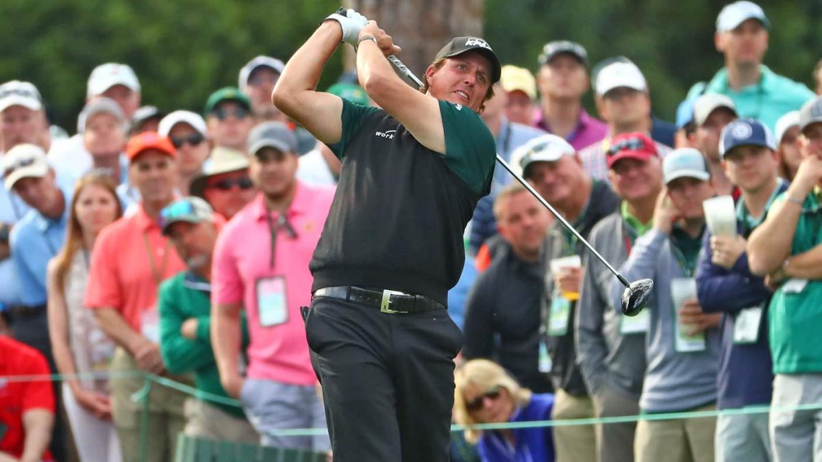 2018 Masters scores: Phil Mickelson sneaks inside cut line after poor ...