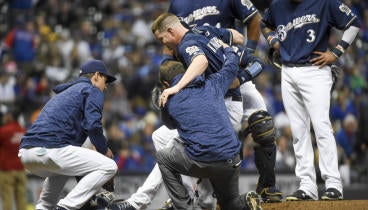MLB: Chicago Cubs at Milwaukee Brewers