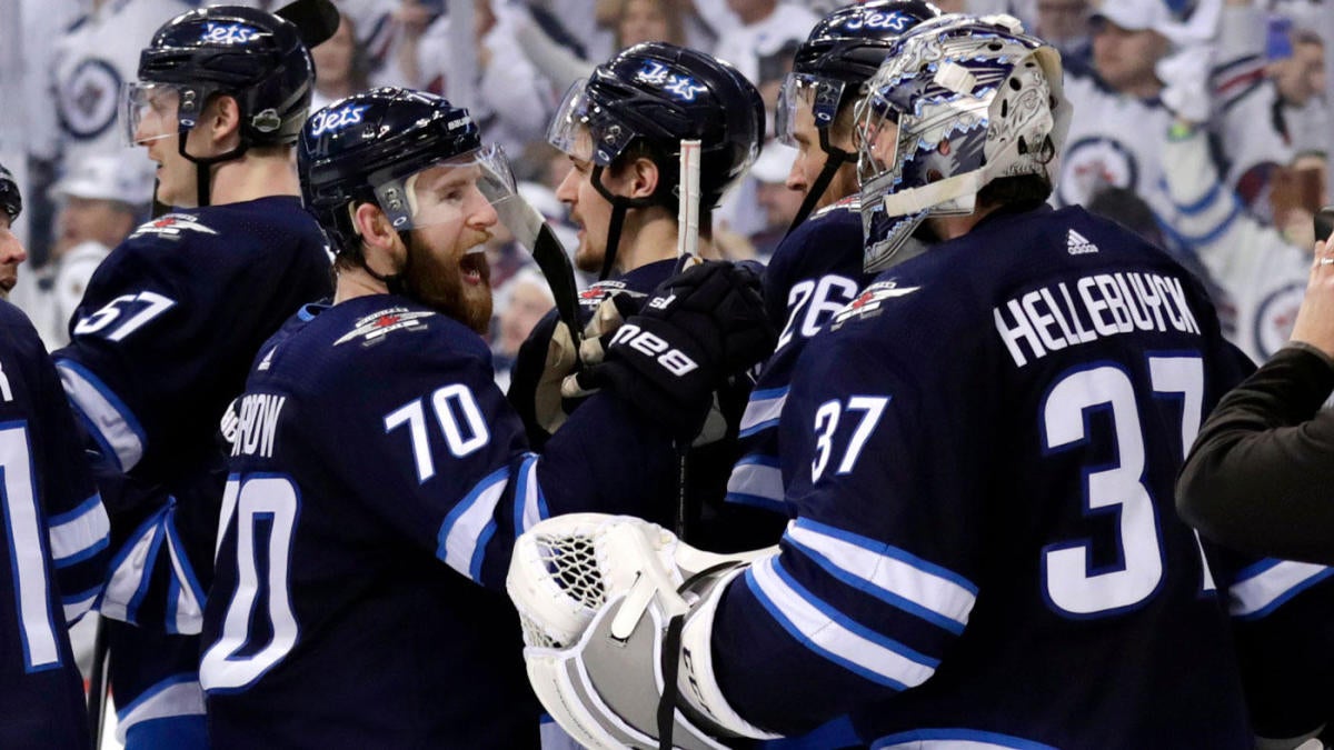 Winnipeg Jets beat Minnesota Wild for franchise's first playoff win