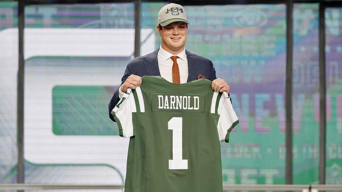 usatsi-10805911-sam-darnold-jets-draft.jpg