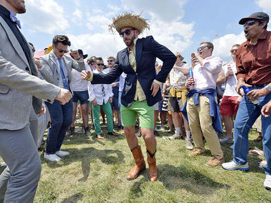 Kentucky Derby 2018: The biggest hats, wildest outfits at Churchill Downs 