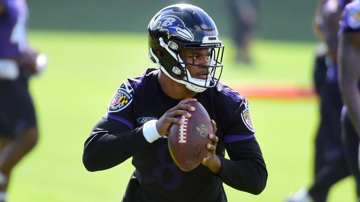 Ravens players in 'awe' of Lamar Jackson, compare him to 'a young ...