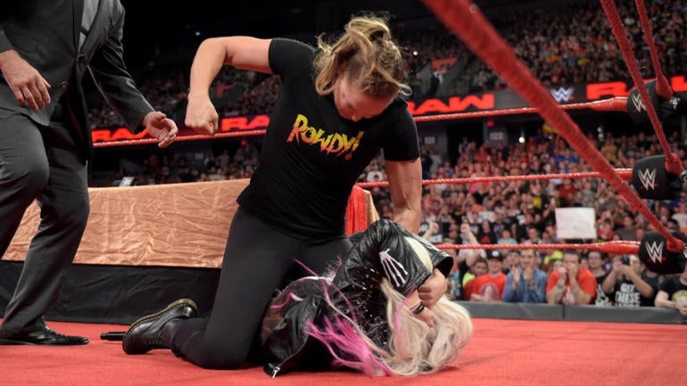 ronda-rousey-alexa-bliss-wwe-raw-fight.jpg