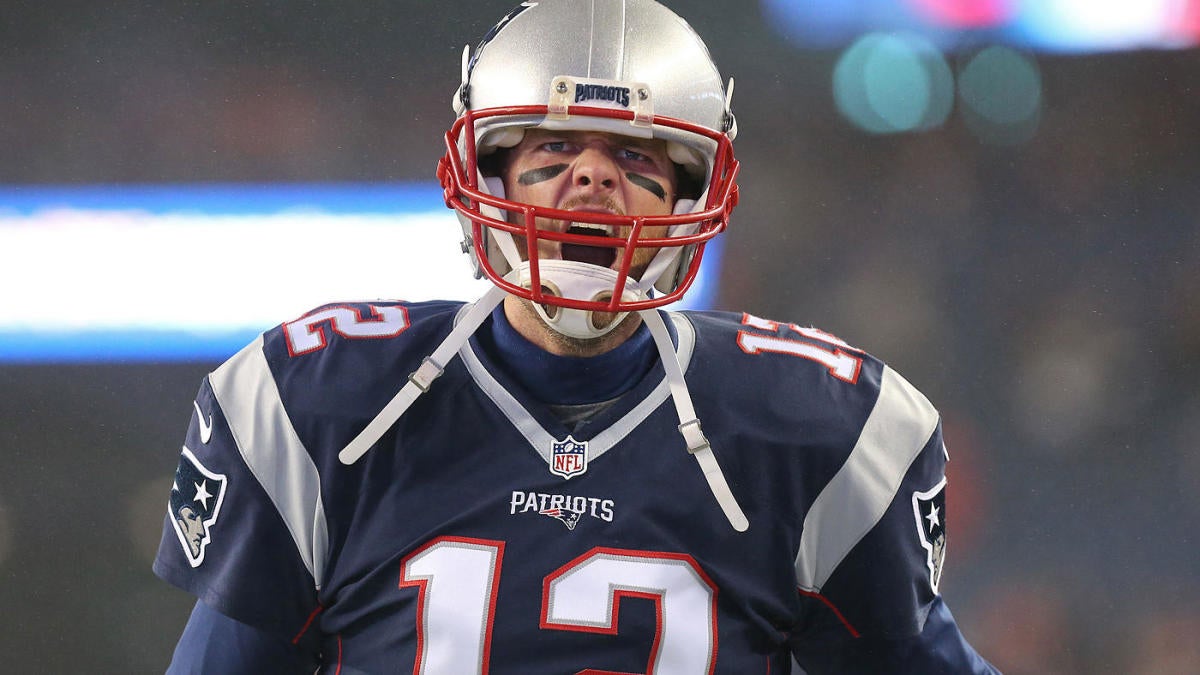 Tom Brady Declines Comment on Julian Edelman Suspension, Alex