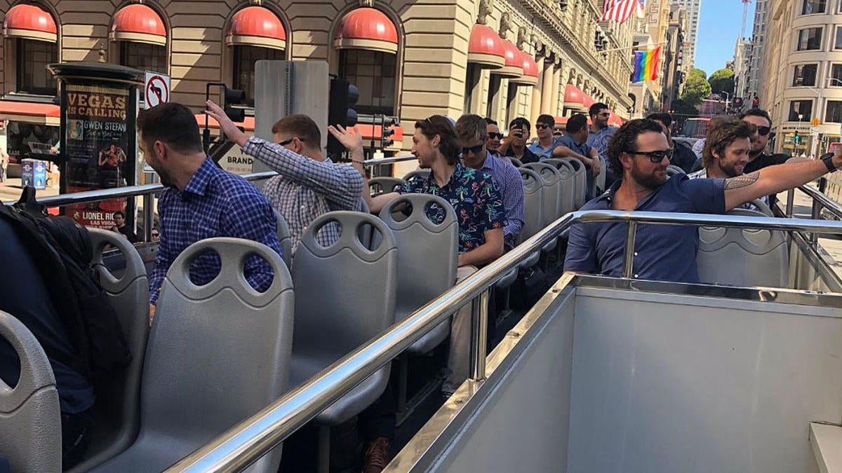 The Padres hitched a ride with a double-decker bus to face Giants when ...