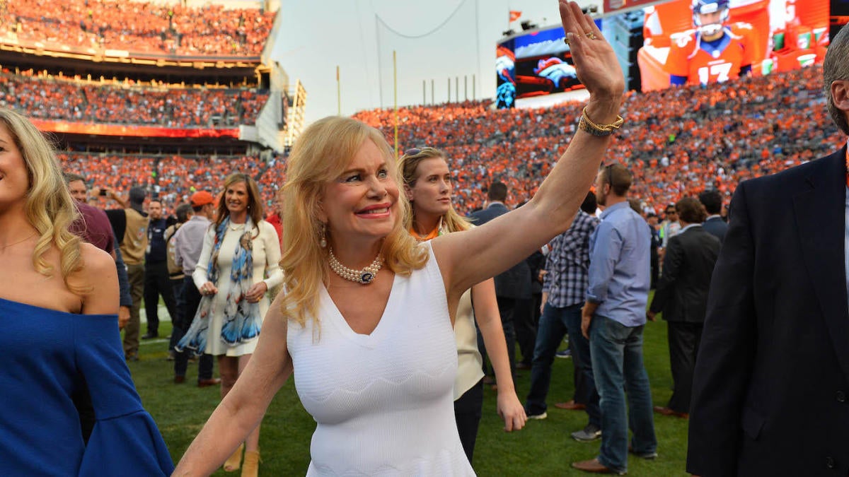 Broncos owner steps down to deal with Alzheimer's