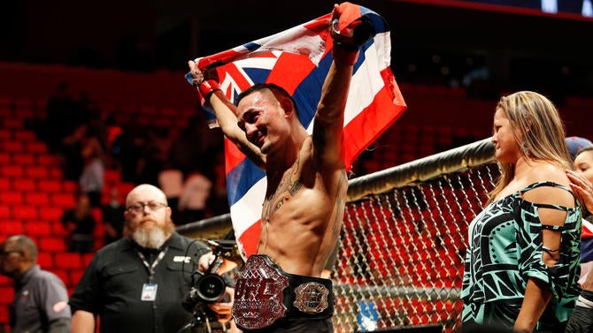 MMA: UFC 218-Holloway vs Aldo