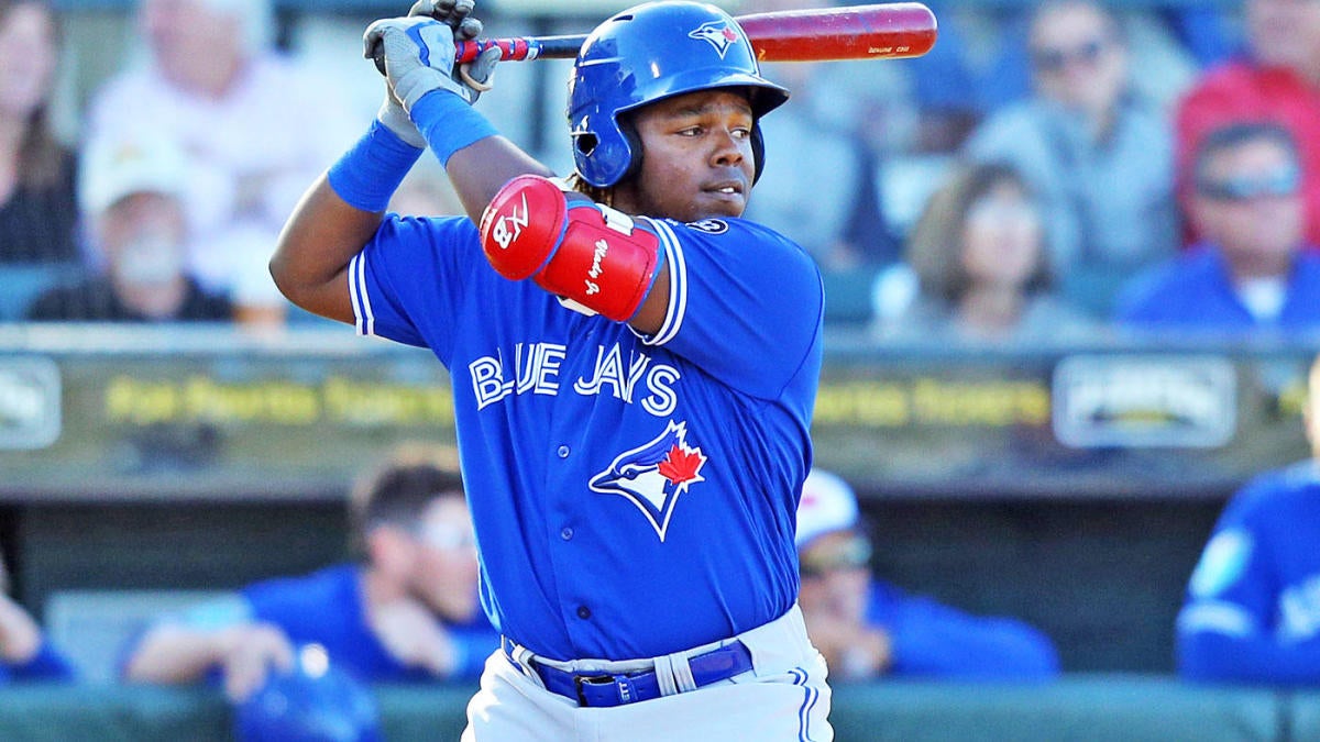 Like father like son!” - MLB superstar Vladimir Guerrero Jr. has eerily  similar stats to his father in his first 403 MLB career games