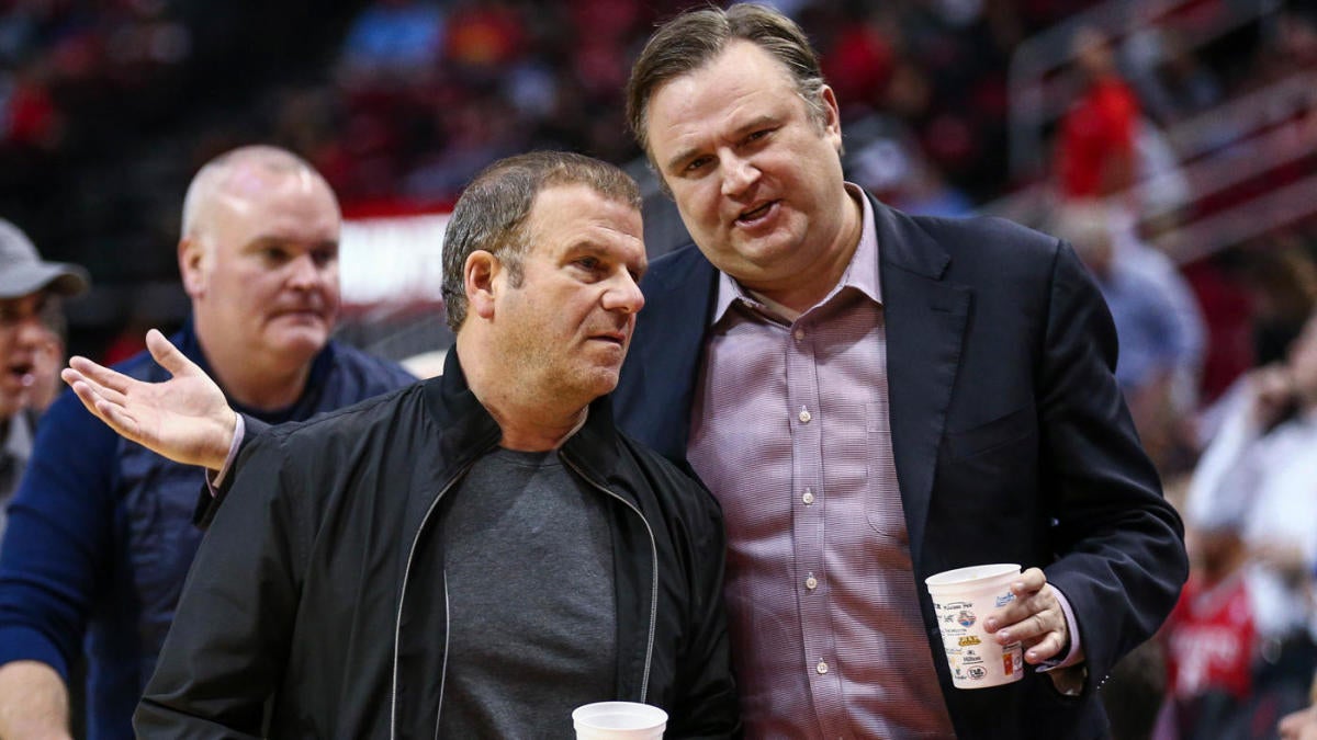 Rockets Gm Daryl Morey Issues Apology For Controversial Tweet About Hong Kong Will Not Be Disciplined By The Nba Cbssports Com