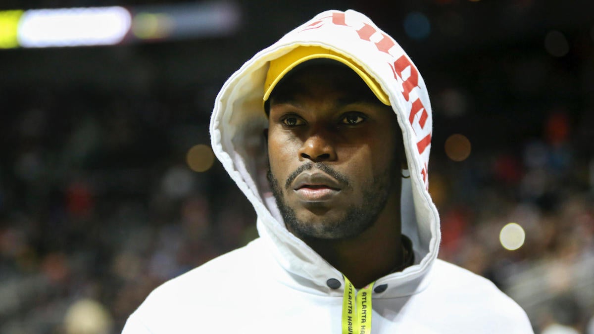 Julio Jones to attend training camp after reaching agreement with