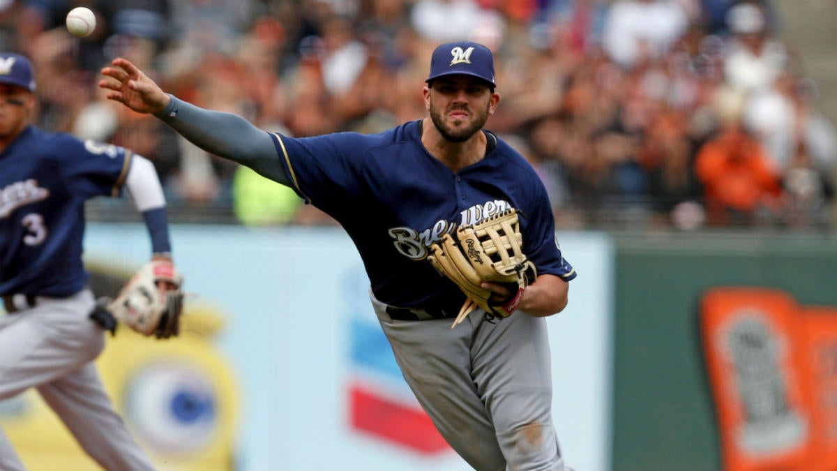 Report: Royals, Moustakas agree to short-term deal