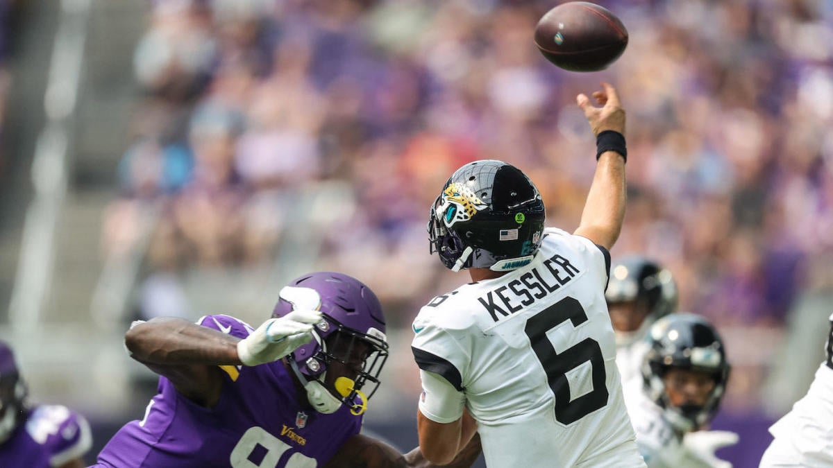 Penalties, sloppy play plague Bears offense in loss to Vikings