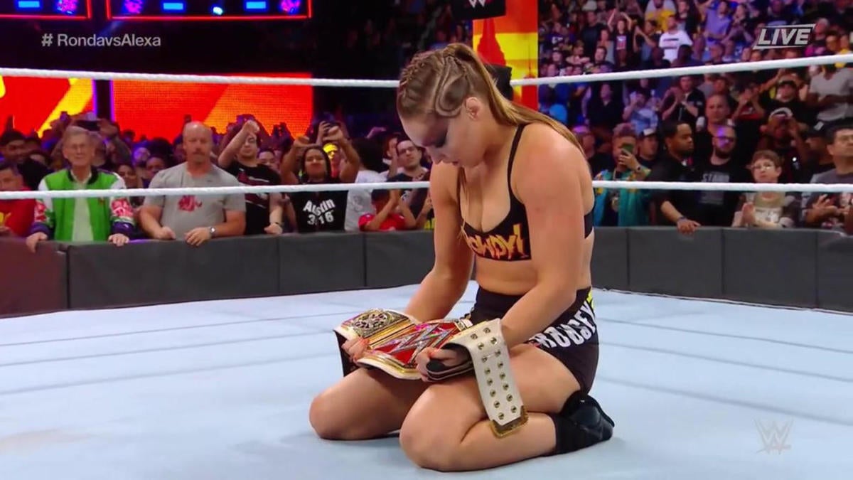 2018 WWE SummerSlam results: Ronda Rousey wins her first WWE championship  title - CBSSports.com