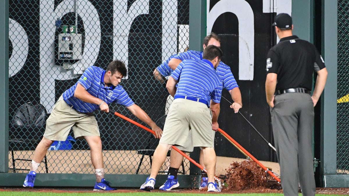 Video: Royals Fan Climbs into Kauffman Stadium Fountain, Puts on a Show, News, Scores, Highlights, Stats, and Rumors