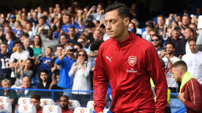 mesut-ozil-arsenal.jpg