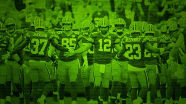 packers-rodgers-green-tv-lines.jpg