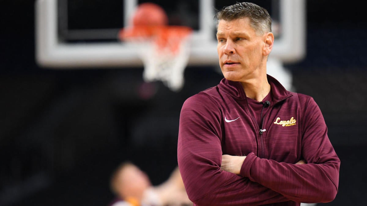 Oklahoma hires Loyola Chicago's Porter Moser to replace Lon Kruger as  Sooners coach 